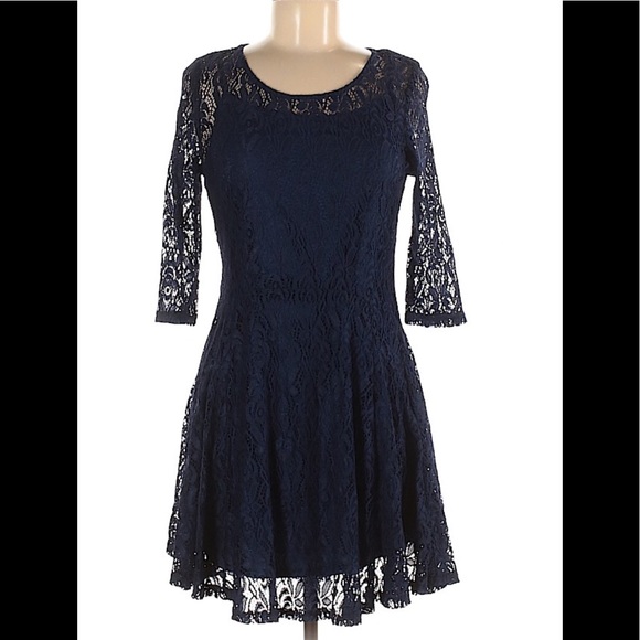 Fishbowl Dresses & Skirts - Fishbowl blue lace dress 3/4 sleeve size…